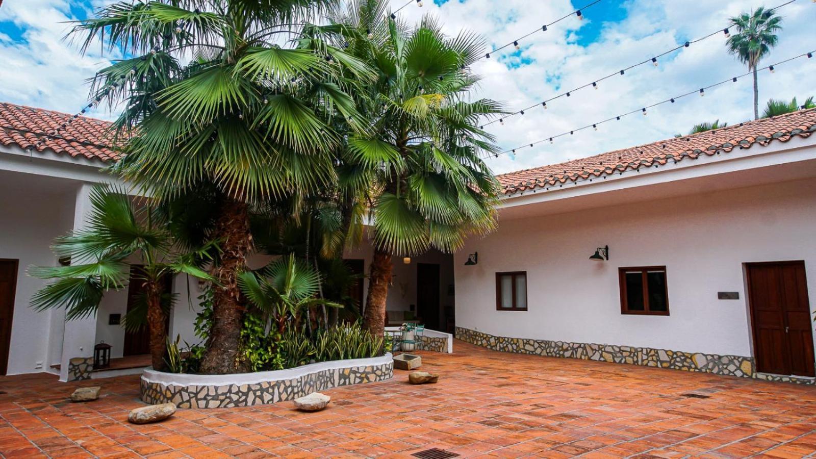 Hotel San German Girardot Exteriör bild